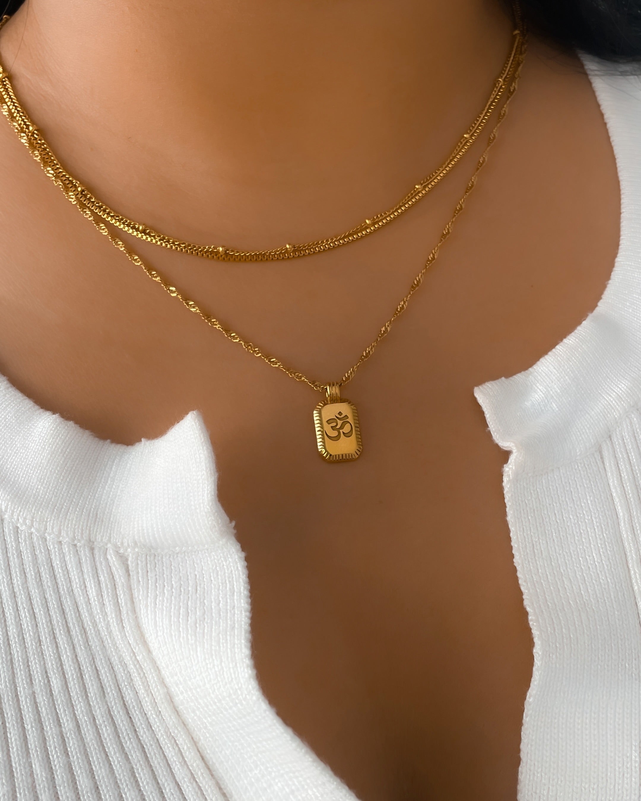Aum Necklace – Rectangle Pendant (Twist Chain)